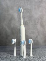 Электрическая зубная щетка X-3