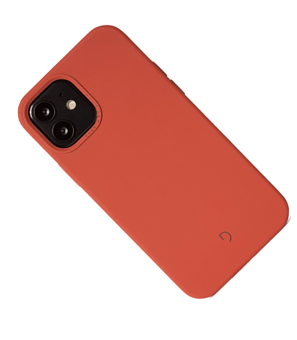 Матовая накладка с затемнением на Iphone 14 Pro Max